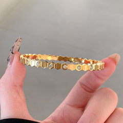 Round Diamond Bracelet